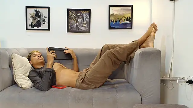 GOLD_BOYS webcam