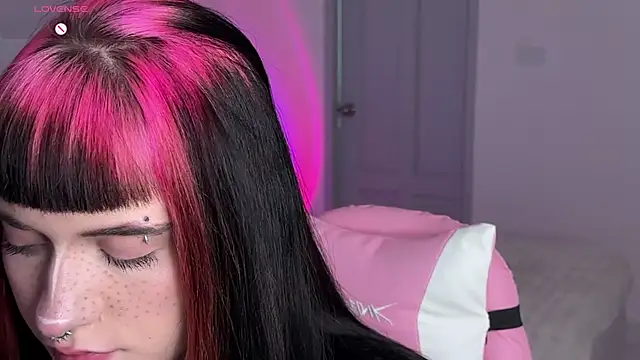 Erodia73 - Couple webcam sex chat