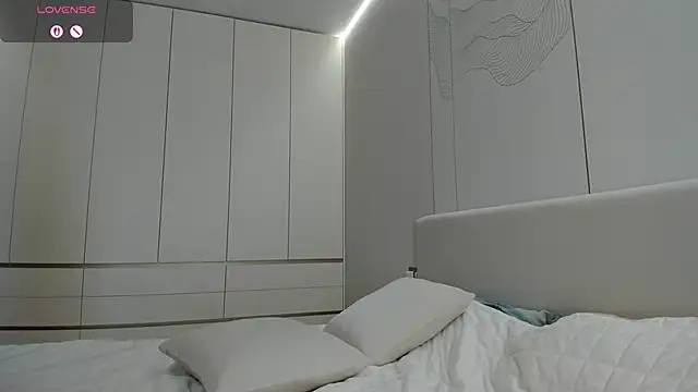 JenniferQueen11 webcam