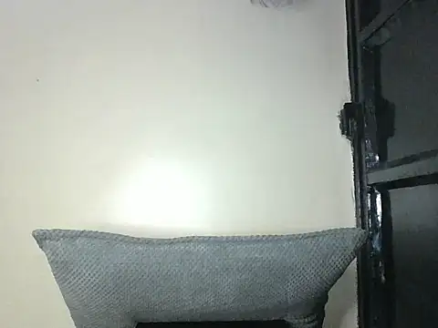 roziebeauty webcam