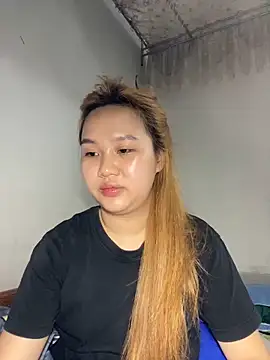 Almira6868 webcam