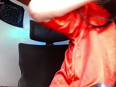 Scarlett_crastrawberry webcam