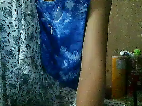 PinaySkinnyGirl webcam