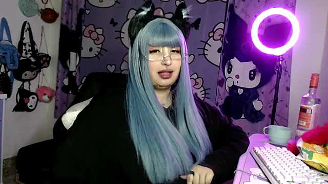 lussyevans24 webcam