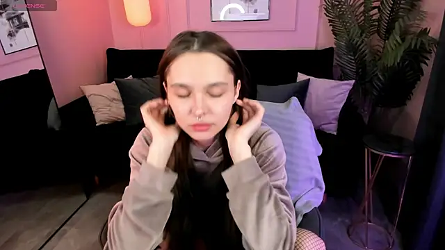 ChloeSunny webcam
