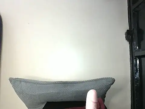 roziebeauty webcam