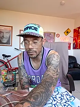 Mr_Graffitimile webcam