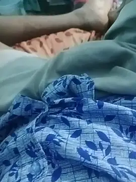 RAYI_Queen_4 webcam