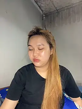 Almira6868 webcam