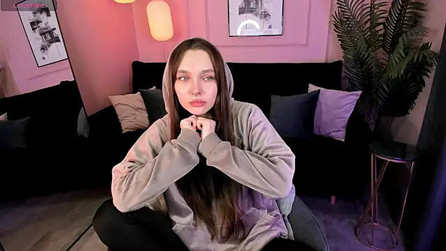 ChloeSunny webcam