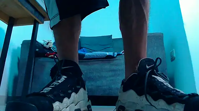 mastersmits (M young) - ALPHA MALE  DOMINATOR OF FINDOM