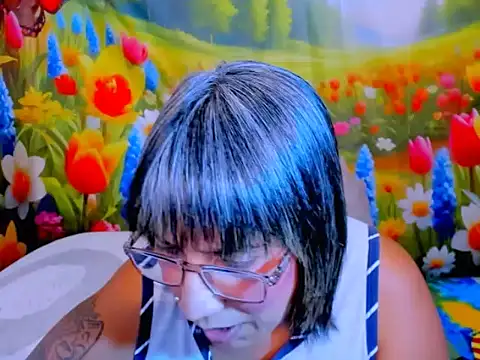 indianroxy webcam