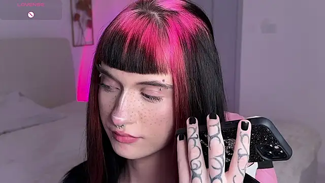 Vailyreb_ webcam