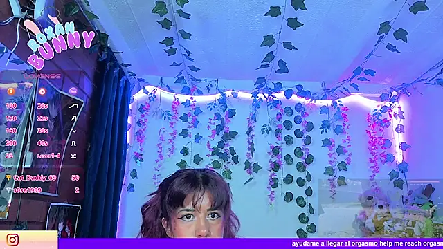 Roxanbunny1 webcam