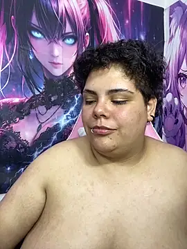 Hailey_Curvy webcam