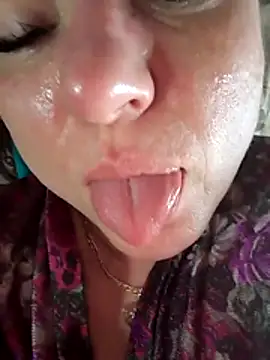 SusanLaNiceX webcam