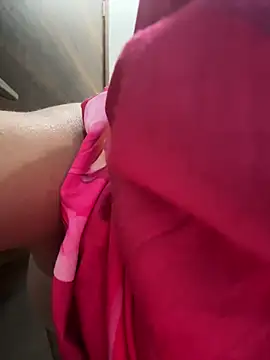 hot_avni webcam