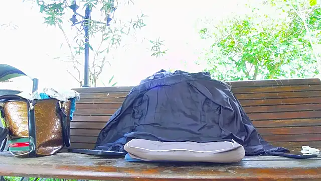 PublicBigLabia webcam