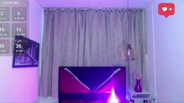 luisa__torres webcam