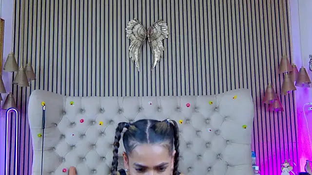 PlayfulShow webcam