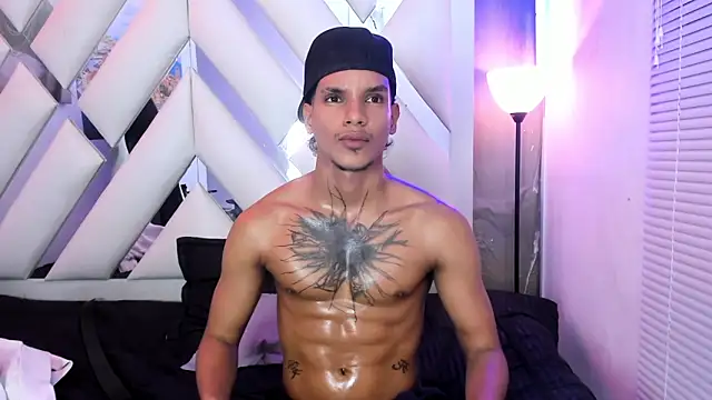 kai_storm77 webcam