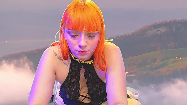 mynaughtygirlorangemovie webcam