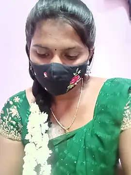 CuteDevilAnu webcam