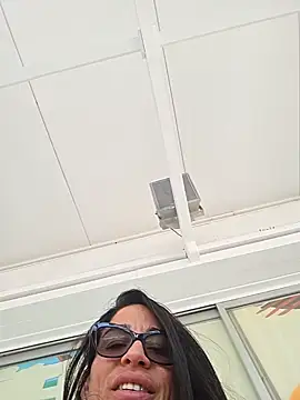 sexy7883 webcam