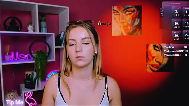 lina_moone webcam