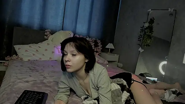 Loly_Cuttie webcam