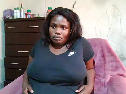 sexybigboobz webcam