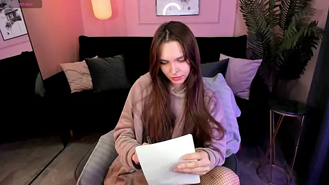 ChloeSunny webcam