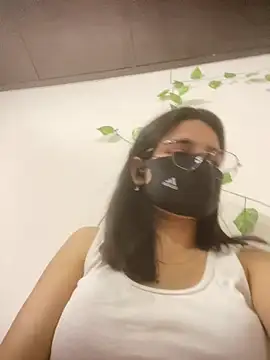 sexolinaa - Sexolinaa's free webcam - UK Sex Cams
