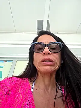 sexy7883 webcam