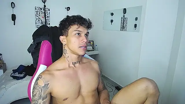Leonard_Price webcam