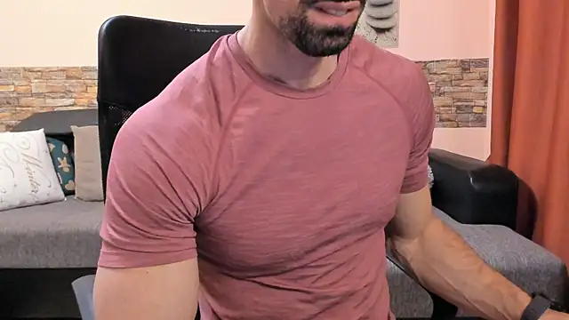 HotHunkTrainer webcam