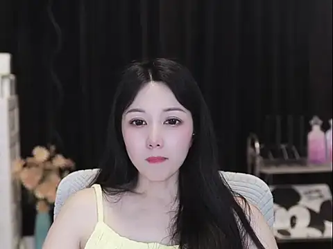 Nuyoah-77 webcam