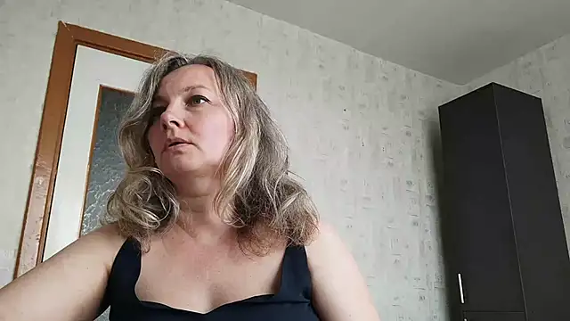 EdithManning webcam