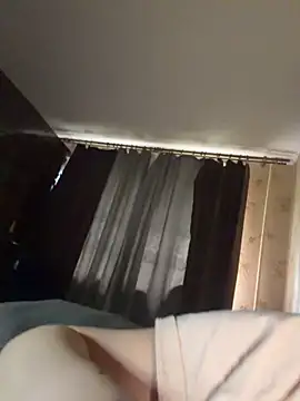 Naughtbaby_2025 webcam