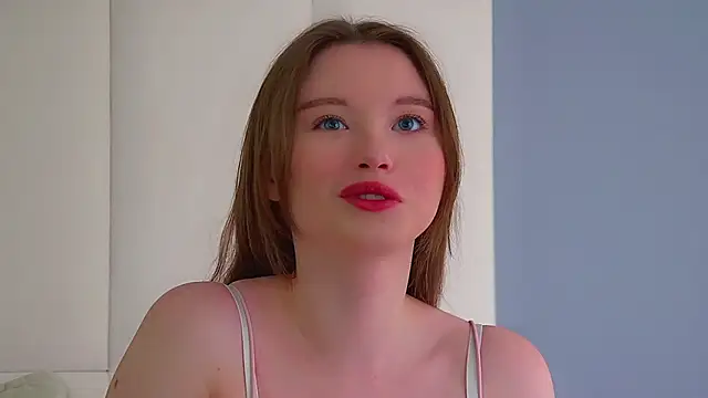 KeiraAsti webcam