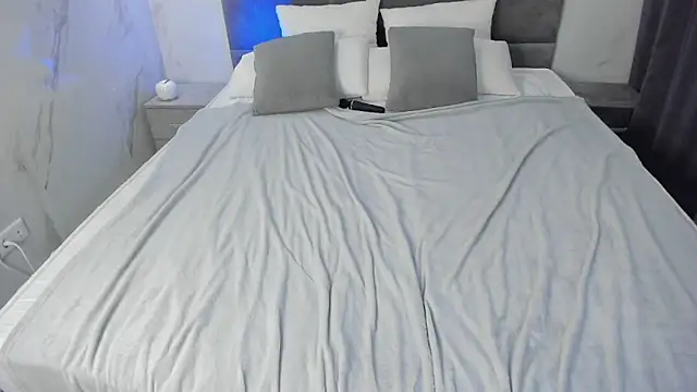 Chloee_White webcam
