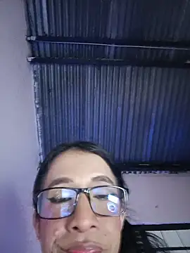 DaslyTsRoze webcam