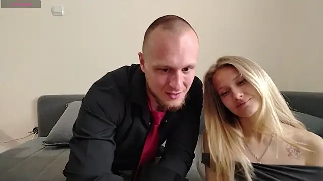 lion_and_kittyy webcam