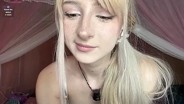 OnlyEva1 webcam