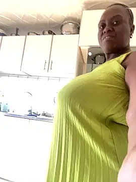 Biggblackboobs webcam
