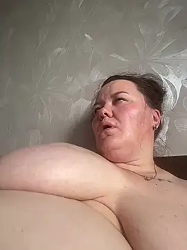 SunnyLeila2101 webcam