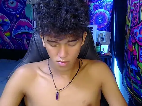 hugekenbigcock webcam