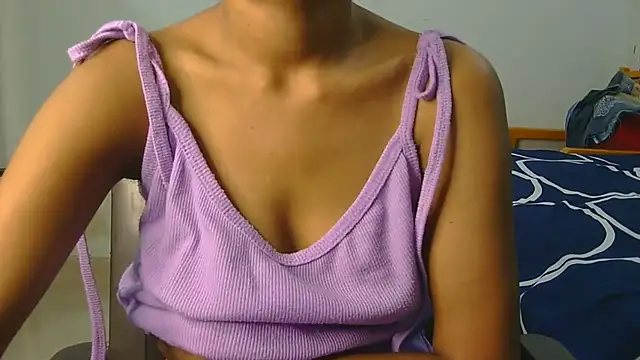 Aarti_misty71 webcam