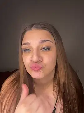 treasurebabii webcam