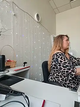 Juicy_PeachLux webcam